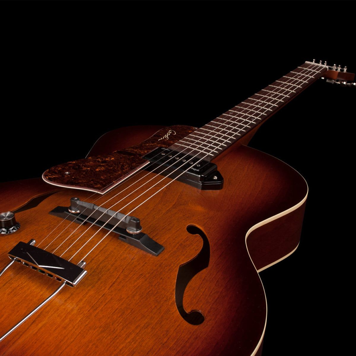 Godin 5th Avenue P90 Semi-Acoustic Guitar | Left Hand | Cognac Burst Kingpin