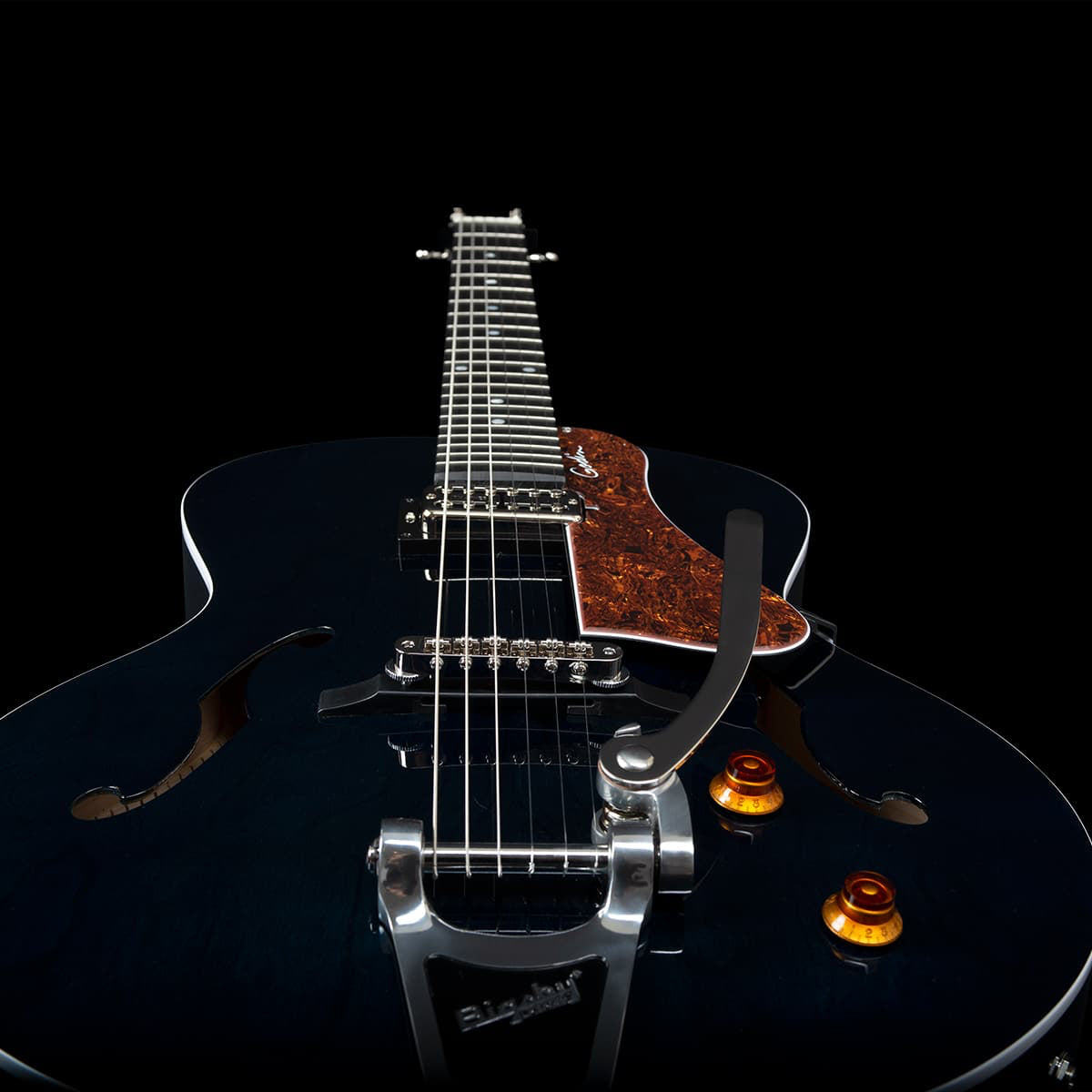 Godin 5th Avenue Semi-Acoustic Guitar | Nightclub Indigo Blue