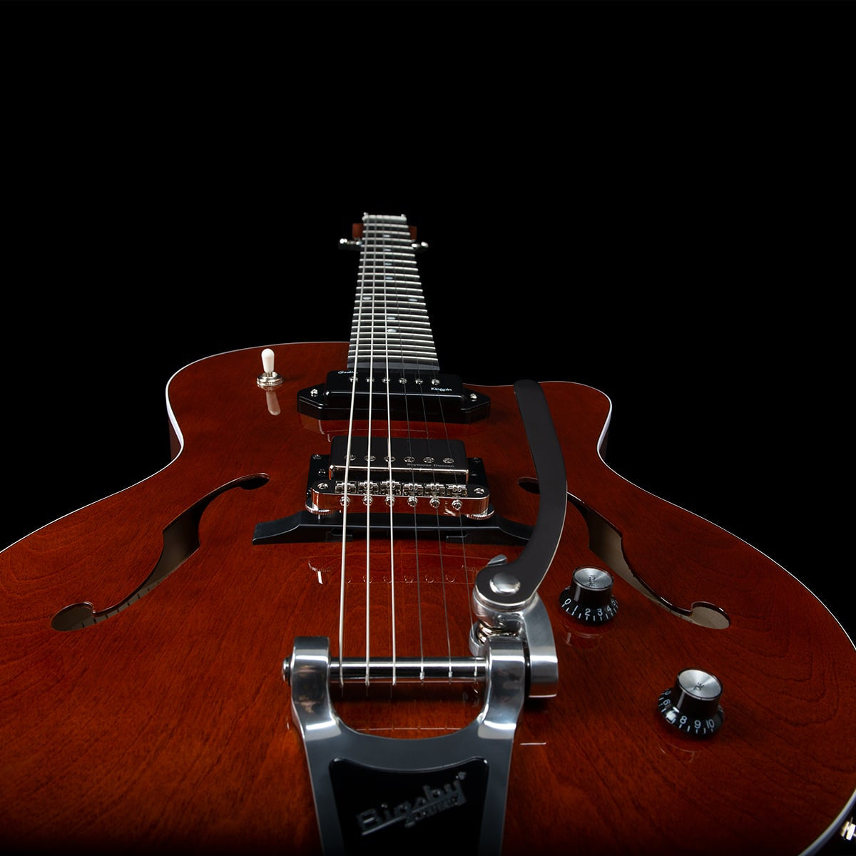 Godin 5th Avenue Semi-Acoustic Guitar | Uptown Custom Havana Brown