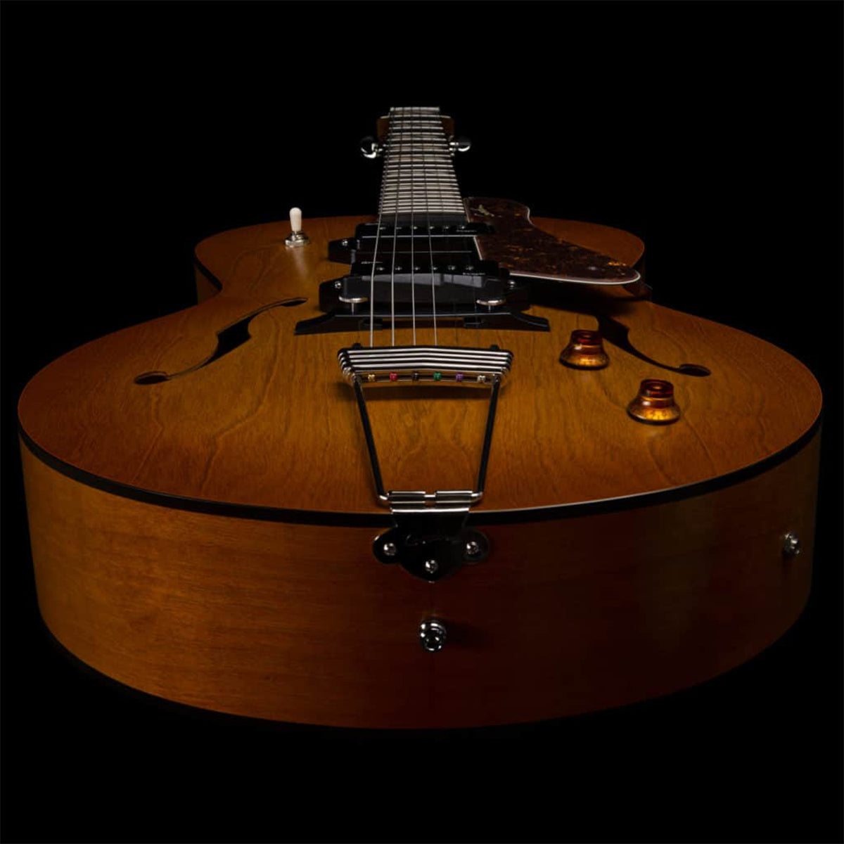 Godin 5th Avenue Jumbo P90 Semi-Acoustic Guitar | Harvest Gold